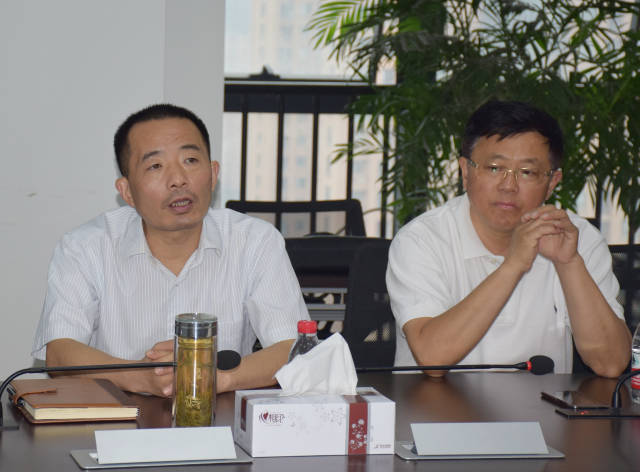 9月20日,芜湖市镜湖区贺书记在区委常委,常务副区长李声启陪同下调研