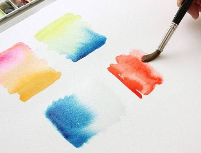 水彩笔画渐变色的画法图片