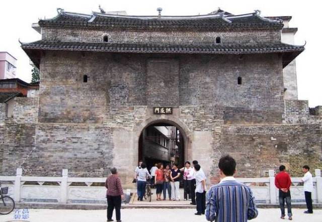 兴宁市拱辰门图片