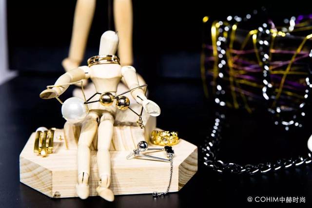 如何用陈列让你的珠宝变高级?