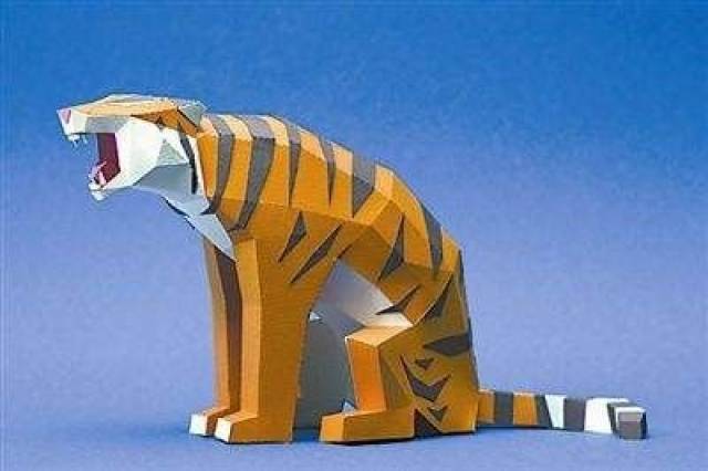 折纸动物园刘宇昆我最早的童年记忆是从一次哭泣开始的.