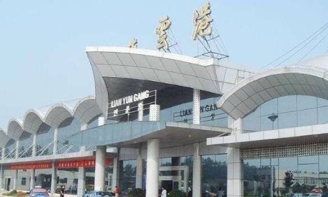 在,连云港机场部分机票2折起,坐飞机比火车大