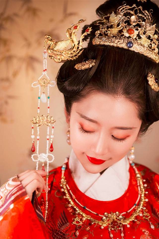 新娘造型|中式有几种,你都清楚吗?