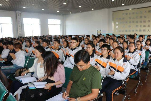 共青团银川高级中学第六届代表大会胜利召开