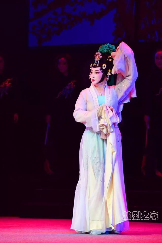 吴素英的夺梅大戏《李慧娘》,经典唱段愈久弥新