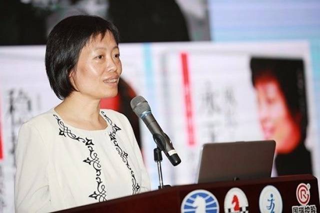 【图集】大师车轮战切磋技艺 国际棋联学校委员会研讨会探讨发展