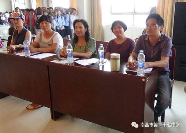 诵读经典传承华夏文明 歌颂祖国畅想美好未来