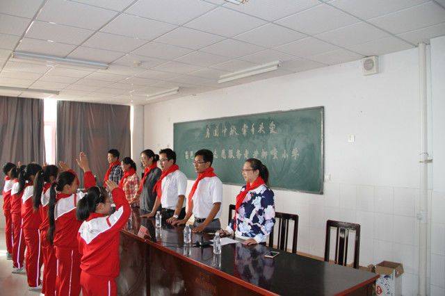 昌邑团市委走进柳疃小学开展志愿服务活动