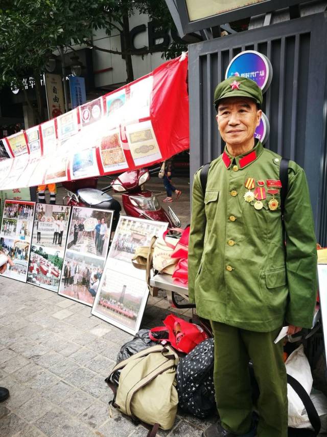 援越,援老抗美老兵深情缅怀牺牲在异国它乡的英烈