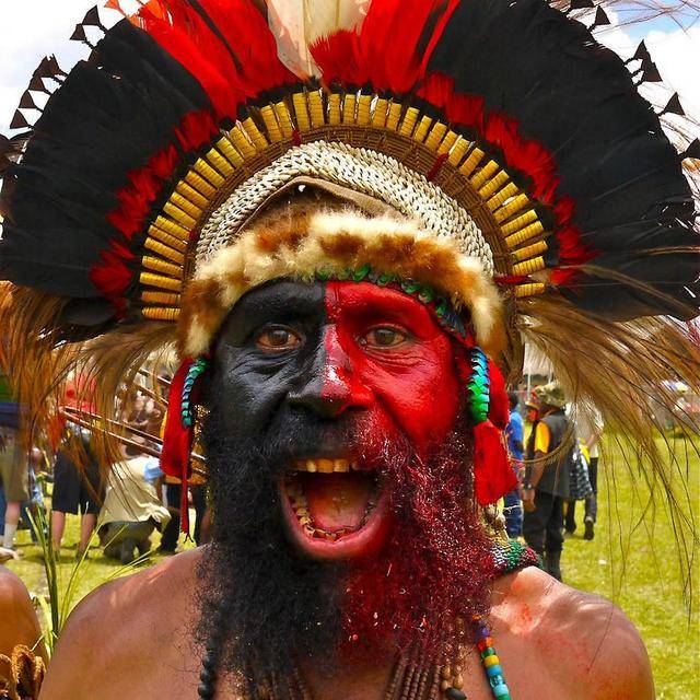巴布亚新几内亚土著的男人