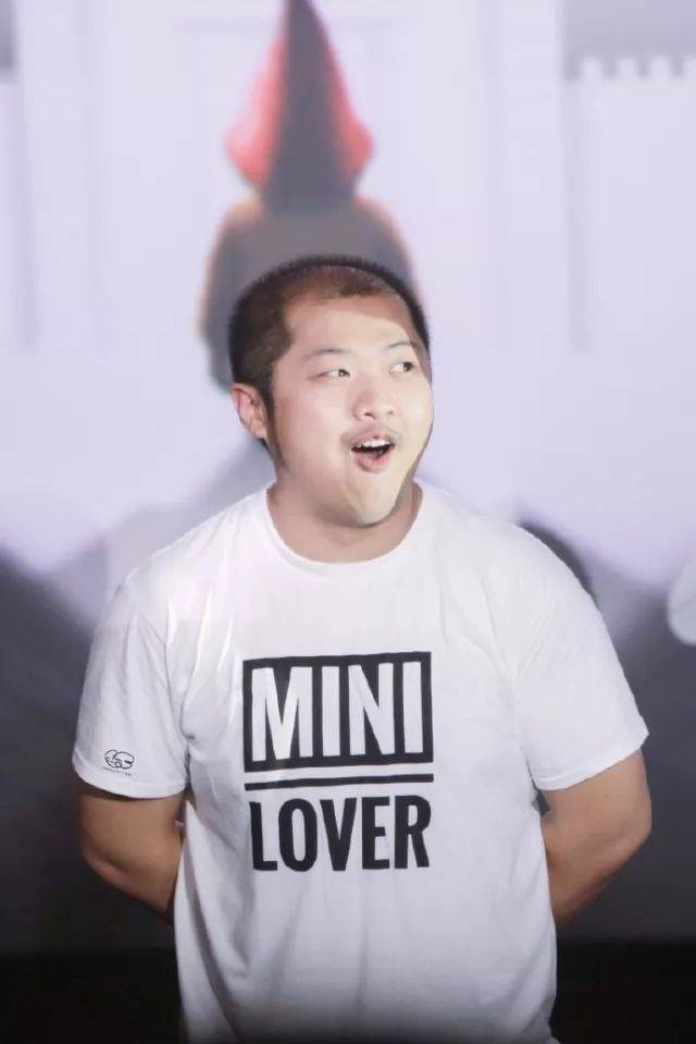 想看胖爷怎么"推翻"自己吗?嘿