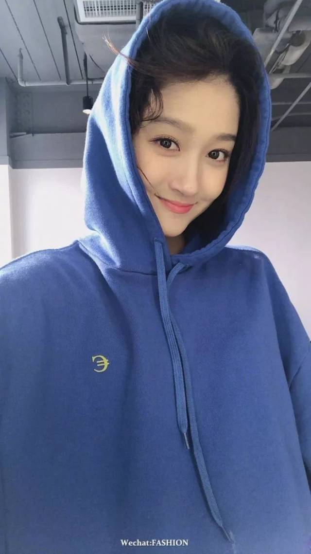 明星| 20岁的关晓彤 是怎么把你家鹿晗撩到了!