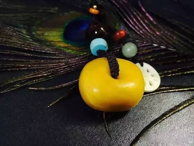 这6种老蜜蜡，藏友一定要知道的极品蜜蜡_搜狐网