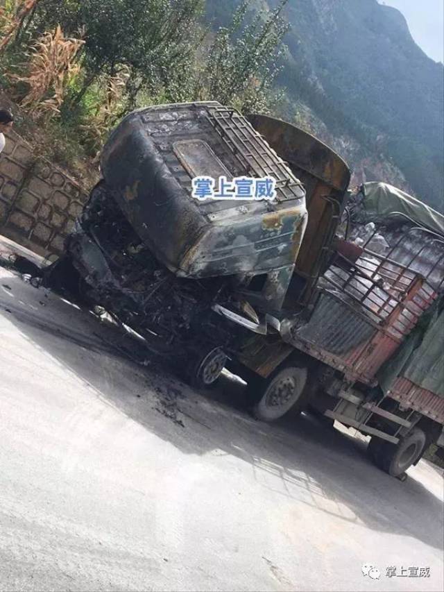 黑色星期天,大货车司机被活活烧死.