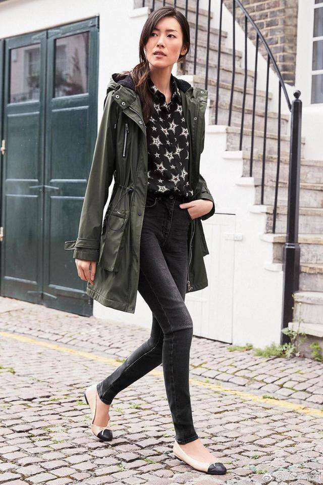 这是花了多大价钱把刘雯请来并且经过她同意把她弄得那么丑啊.