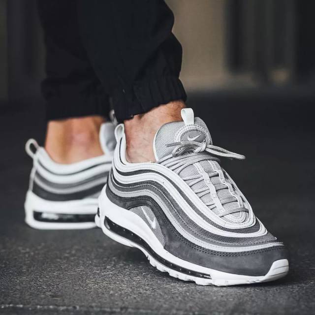 aj1黑蓝,air max97!纯黑vapormax!除了ub,iniki,还有vlone正品!