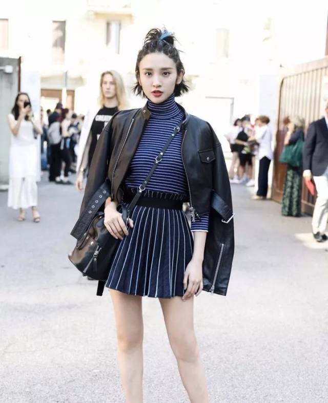 解锁新发型!鲜肉小花都爱的"菠萝头"你还没试过?