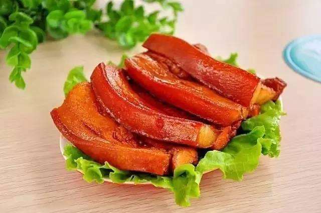 ▼ 羊角蜜 ▼ 东坡回赠肉 ▼ 菜煎饼 ▼ 水粉皮 ▼ 鳕鱼花生猪骨汤 ▼