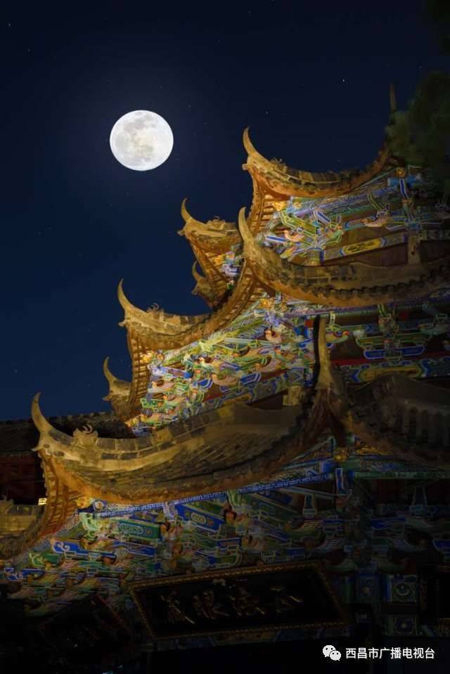 论最美的月亮,我只服西昌!小伙伴们,来看看家乡的月色!