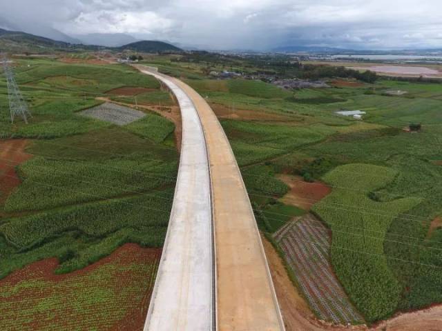 绕城高速蒙自段(新鸡高速)即将开通~个旧老司机就要和鸡街那段烂路说