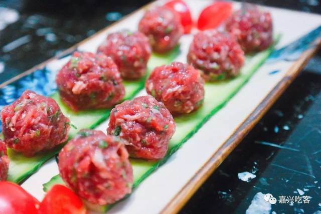 手工秘制香菜牛肉丸