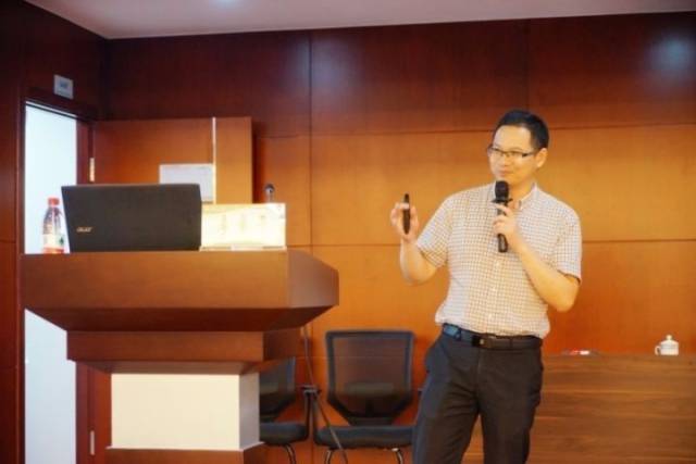 李章平主任:从指南到临床—细说心肺复苏时复苏药物使用的成败得失