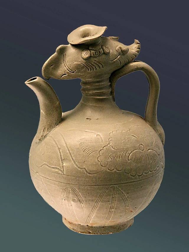 25西村窑青釉凤首壶(宋960-1279)