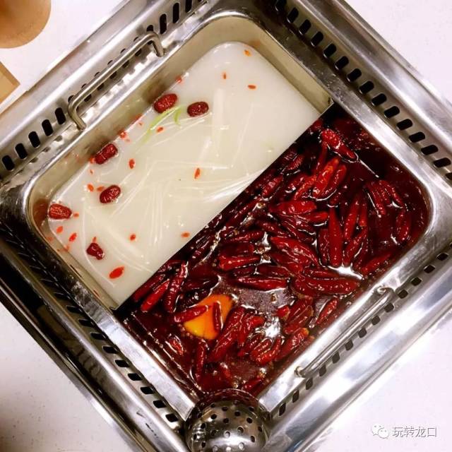 极味鸳鸯锅 既有地道的重庆麻辣口味又有适合北方人的口味