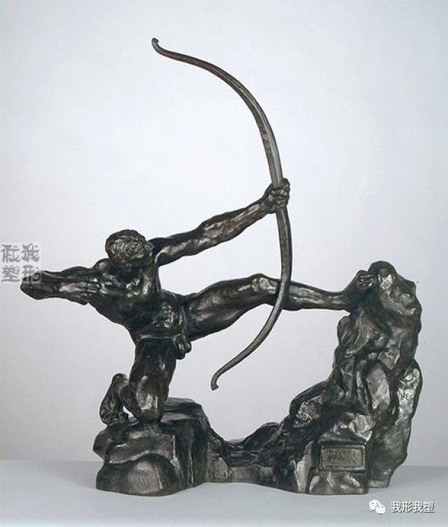 男人体泥塑写生是美院雕塑系的必修科目 想必现在正是同学们上人体