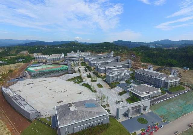 恩阳教育蝶变—城区学校建设篇