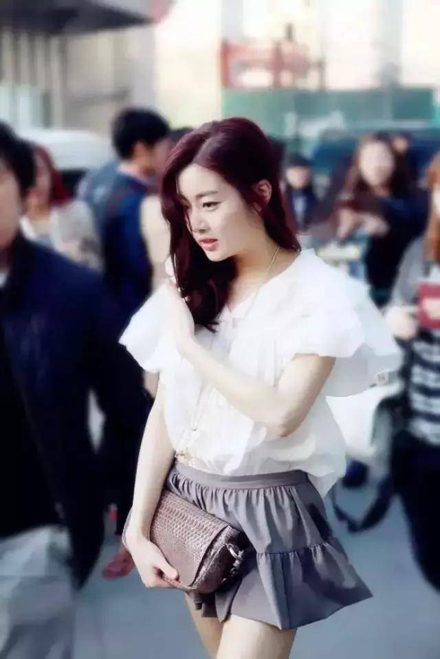 还记得韩剧《我叫金三顺》吗?当年男神成了胡