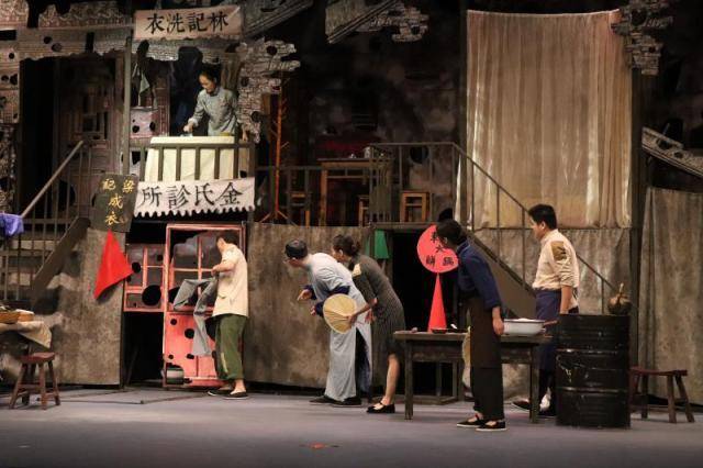 《七十二家房客》招募观剧团