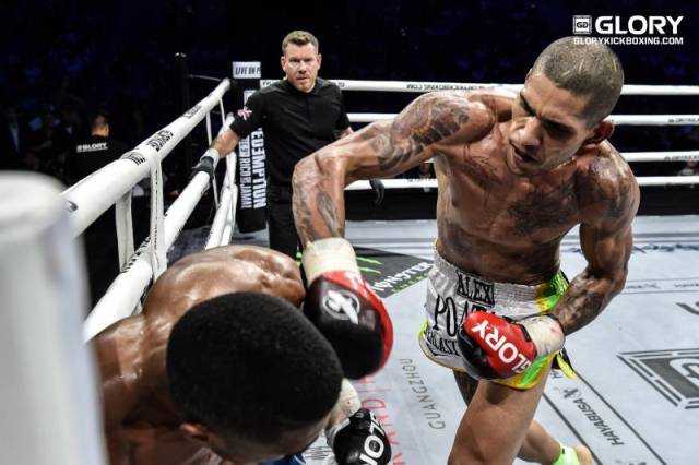 本次赛事最受人关注,也是份量最重的一场比赛当属西蒙·马库斯对阵