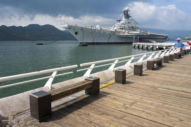 航母离开后的沙头角海景公园少了一分壮阔多了一分恬静