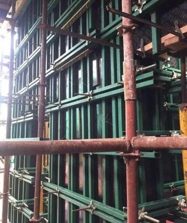建筑模板自从这样加固,混凝土浇筑不跑浆不涨模,施工效率还能提高3倍