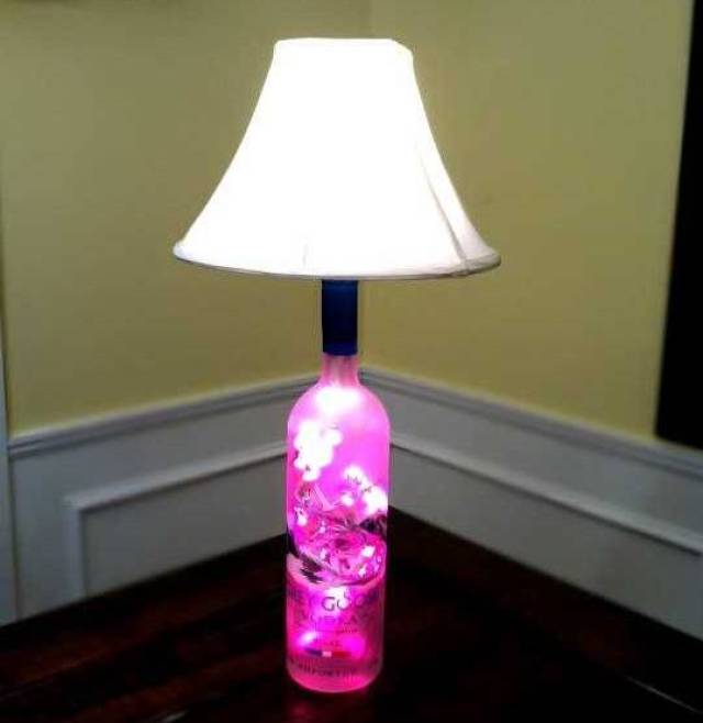 只想说,水归你,瓶子归我!