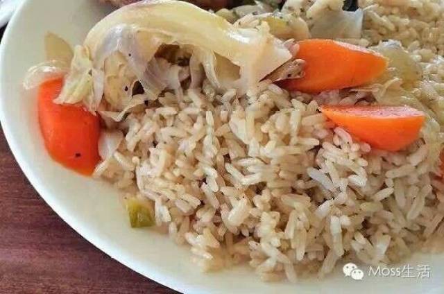 另外还有一种,叫fufu ,也是木薯发酵的.