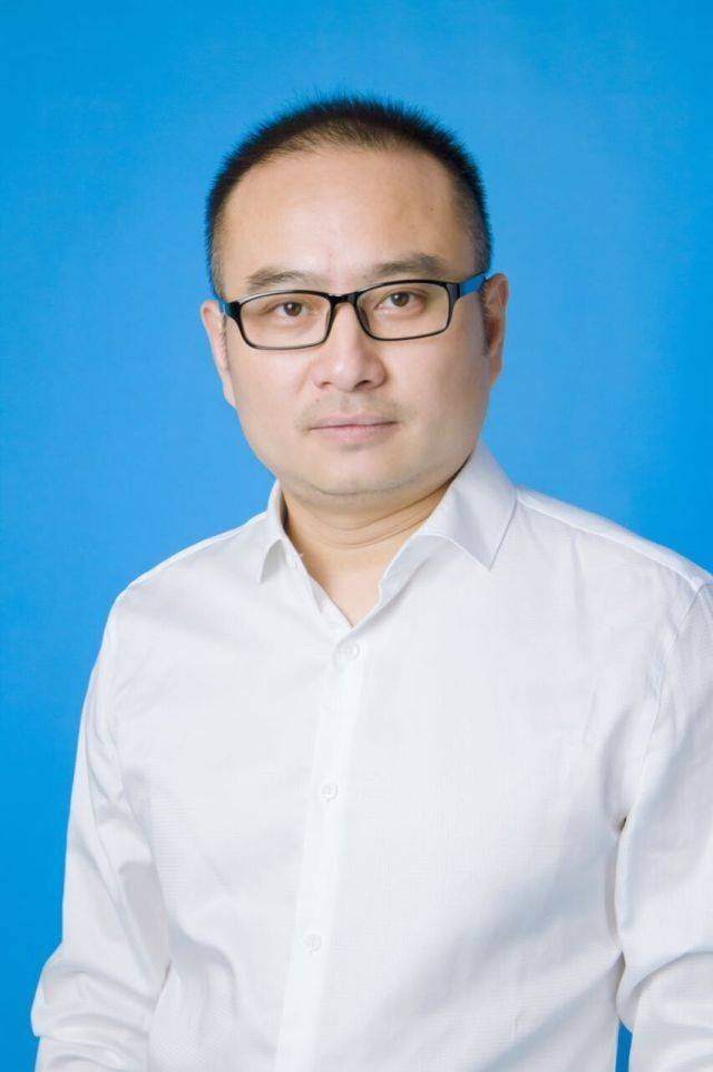 何海东律师
