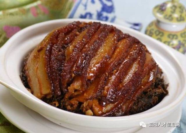 是拒绝的,我跟同伴讲,我拒绝,因为,其实泗阳,根本没有多少美食