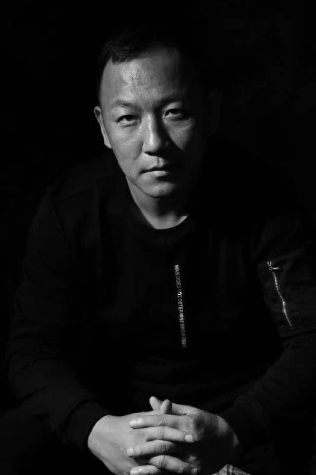 设 计 师 风 采 王平 主任设计师 从业年限:18年 主要作品: 众邦