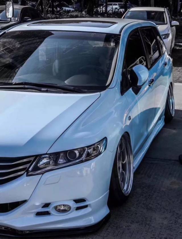 气动避震低趴完美姿态丨本田奥德赛改装