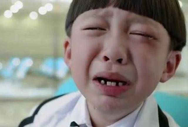 他是文章的儿子,凭《小爸爸》大火,如今长大了