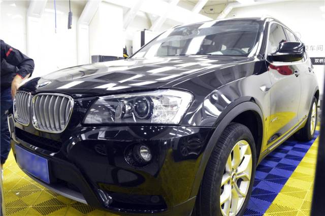 宝马x3改色艾利亮面金属闪光银有质感又不失光泽