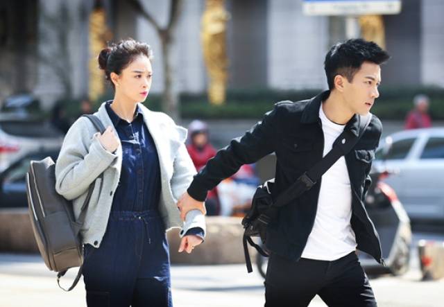 刘恺威《继承人》燃情热播 不着调律师感人又讨喜