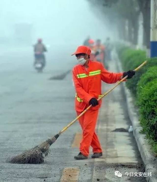 文案自动生成技术：未来营销的新利器