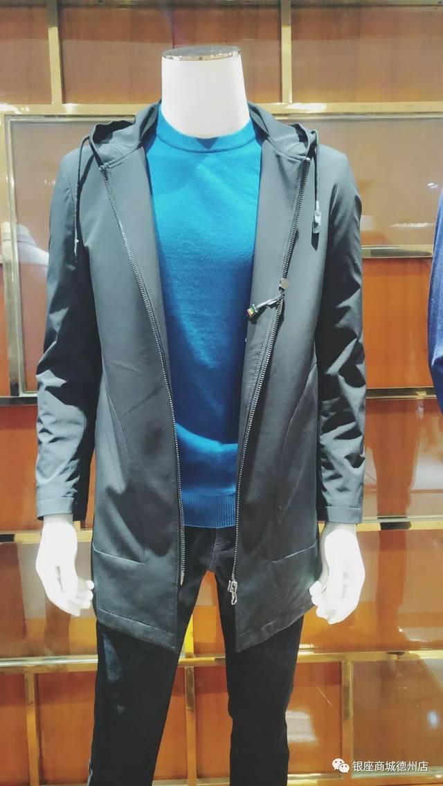 今年大衣要买这些颜色!