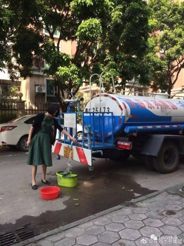 纯净水价格探秘：行业现状与未来趋势