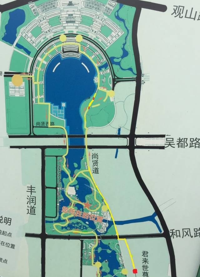 路线环绕尚贤河湿地一期,途经巡塘古镇,尚贤湖,市民中心,万和书院