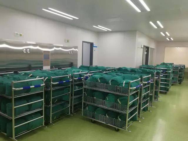 江苏省人民医院消毒供应中心二部顺利搬入新大楼!