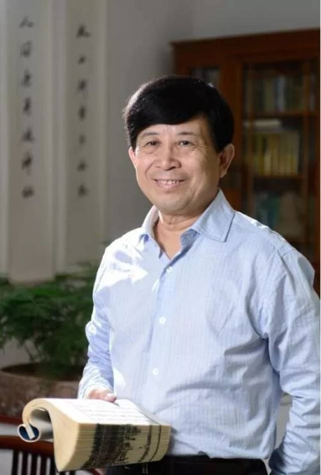 北京杏园金方国医医院钜夫薛从我十几岁学医到现在几十年,接触过各种